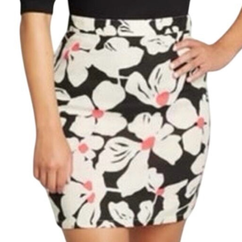 MODCLOTH My How Marvelous Floral Mini Skirt